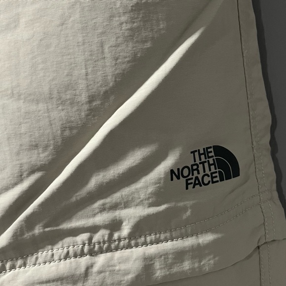 NWOT - North Face Convertible Pants - Men’s S - Picture 3 of 6